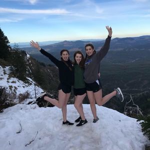 Meet your Posher, Faye